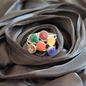 Les Bagues – Six anneaux avec pierres