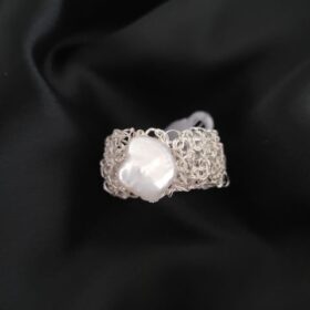 Bagues en fil d&rsquo;argent – Perle blanche